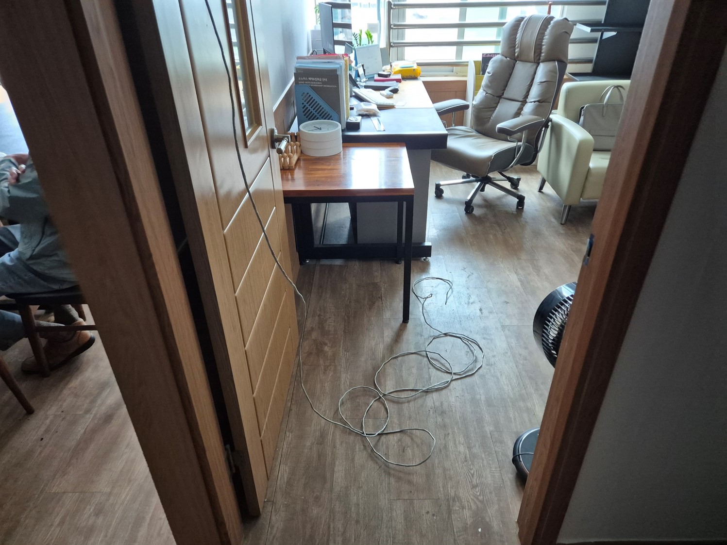 구의 작은 사무실 인터넷선 교체 빨리 받았어요